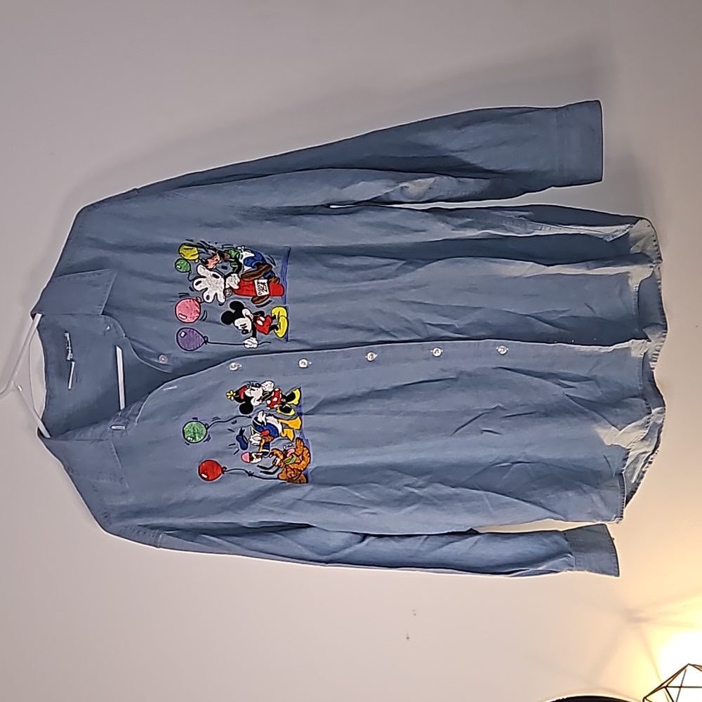 Vintage Disney Mickey and Friends Embordered Denim Longsleeve Shirt Size X-Large